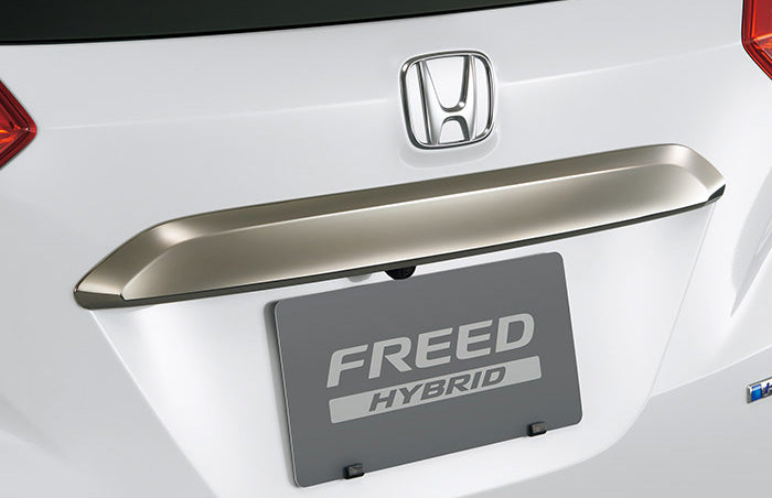HONDA ホンダ 純正 リアライセンスガーニッシュ ダーククロームメッキ 08F52-TDK-000C | honda純正 ホンダ純正 GB5 GB6 GB7 GB8 FREED フリード フリードハイブリッド フリードプラス フリードプラスハイブリッド フリード+ FREED+ リア ライセンス ガーニッシュ