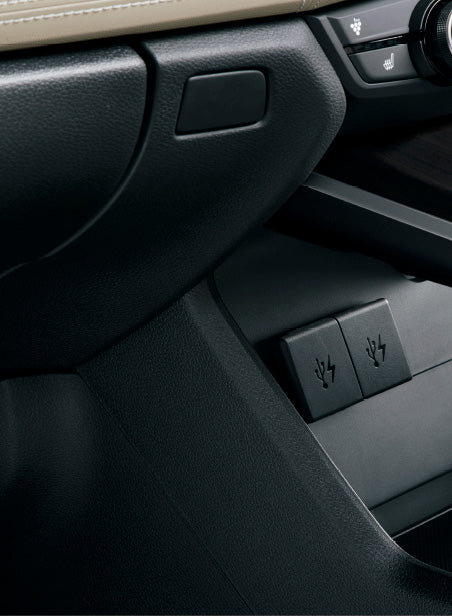 HONDA ホンダ 純正 USBチャージャー フロント用 08U57-TRT-000A | CLARITY FUEL CELL クラリティ フューエルセル ZC4 CLARITY PHEV クラリティ プラグインハイブリッド ZC5 HONDA純正 ホンダ純正 車用品 カー用品 車 部品 アクセサリー パーツ ポイント消化