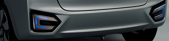 HONDAホンダFITフィットホンダ純正ロアガーニッシュリア●サテン調メッキ／スモールライト連動LEDイルミネーション（ブルー）付【対応年式2014.6～次モデル】【desirdevivre】