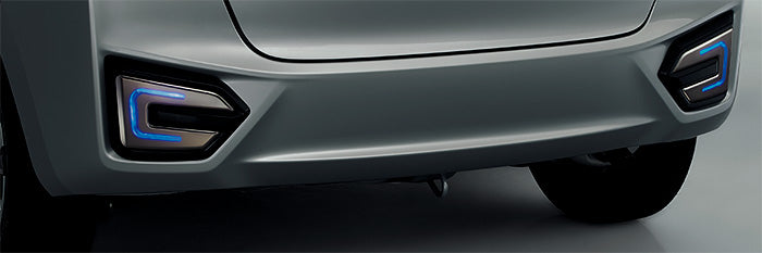 HONDAホンダFITフィットホンダ純正ロアガーニッシュリア●サテン調メッキ／スモールライト連動LEDイルミネーション（ブルー）付【対応年式2015.9～次モデル】【desirdevivre】